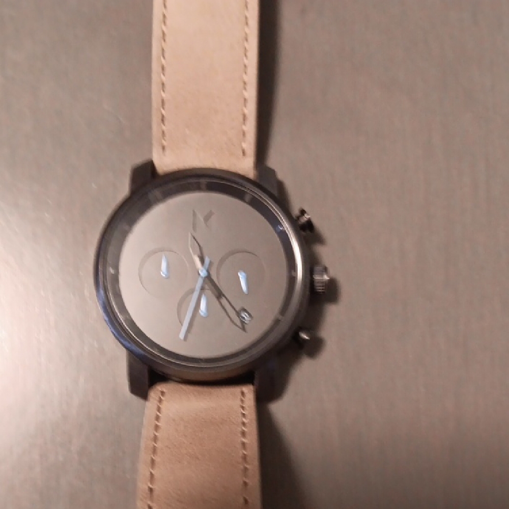 MVMT MENS CHRONO 40 WATCH WITH TAN LEATHER BAND, ORIGINAL BOX, INSTRUCTIONS